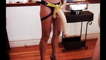 Bimbo w Bigge Bewbs אי פעם חרש על ידי המורה