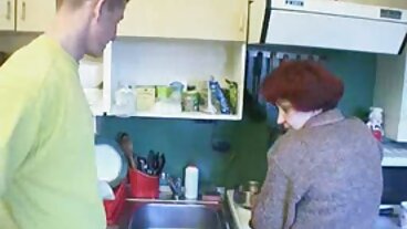 ג'ינג'י שמנמן BBW טיילור מוכתם