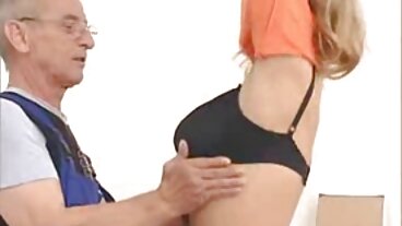 BRAZZERS: סקס במטבח עם רייצ'ל סטאר בפורנו-HD