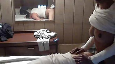 דודי דייב מציע Big Tit MILF Mom Step a Thick Dick - BRAZZERS